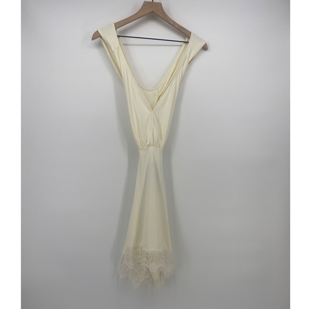 AM:PM Sun Dress M Ivory Lace Trim Cutout Open Back Style 7785 NEW